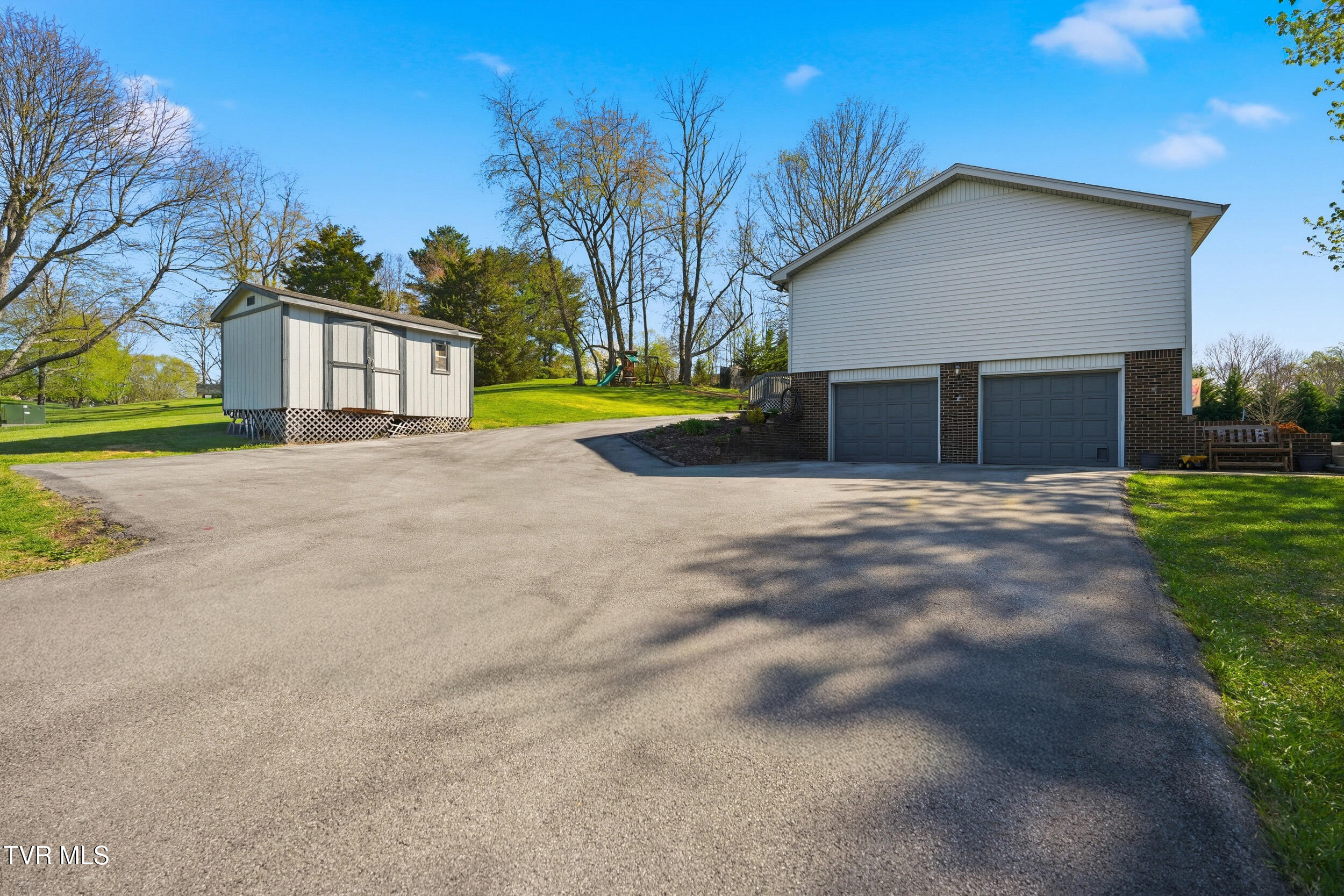 408 Gaffney Road Bristol, TN 37620 - Photo 40 of 50 40_408 gaffney rd-50