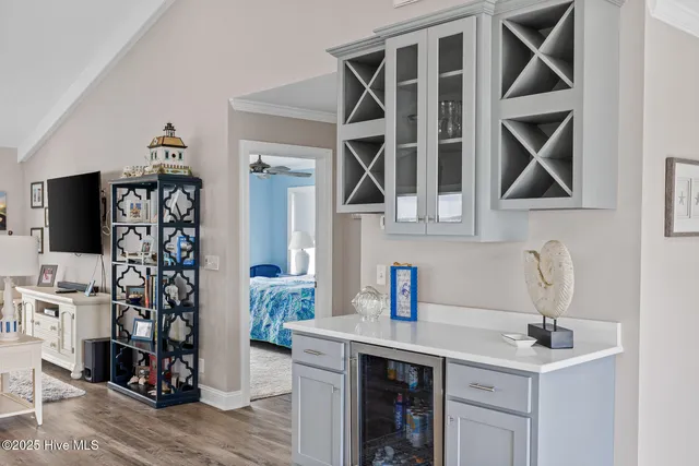 $2,150,000 | 916 Bumblebee Lane, Topsail Beach, NC 28445