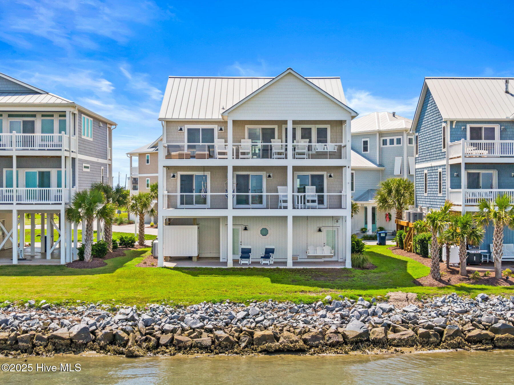 916 Bumblebee Lane Topsail Beach, NC 28445 - Photo 46 of 72 051_916_bumble_bee_lane-51_177