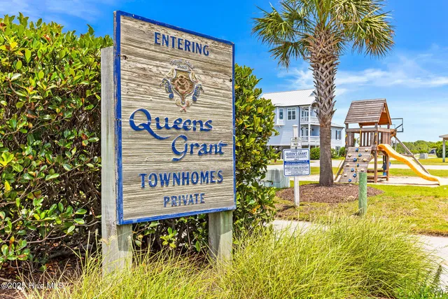 $2,150,000 | 916 Bumblebee Lane, Topsail Beach, NC 28445