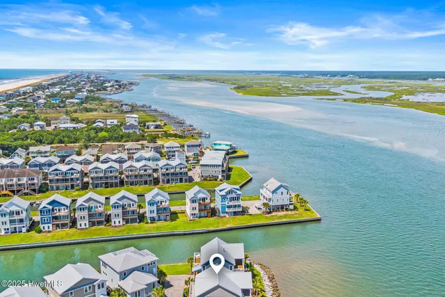 $2,150,000 | 916 Bumblebee Lane, Topsail Beach, NC 28445