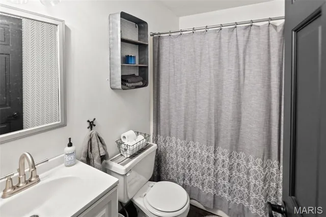 $281,000 | 14865 Willow Street, Grafton, IL 62037