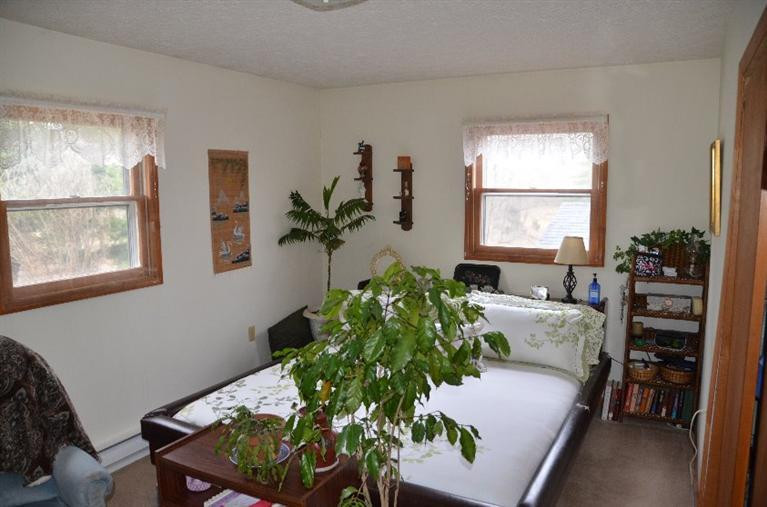 1709 Macedonia Road Irvine, KY 40336 - Photo 22 of 87 Soak up all the natural lighting the mou
