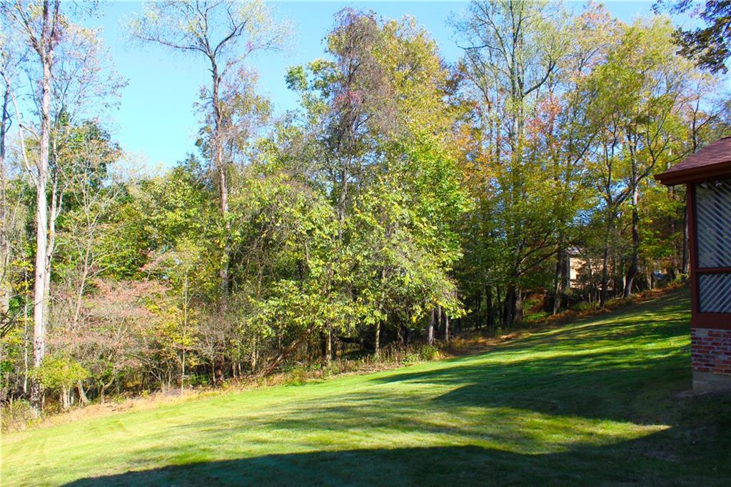 235 Gateshead Drive Canonsburg, PA 15317 - Photo 9 of 9 a view of a park with large trees