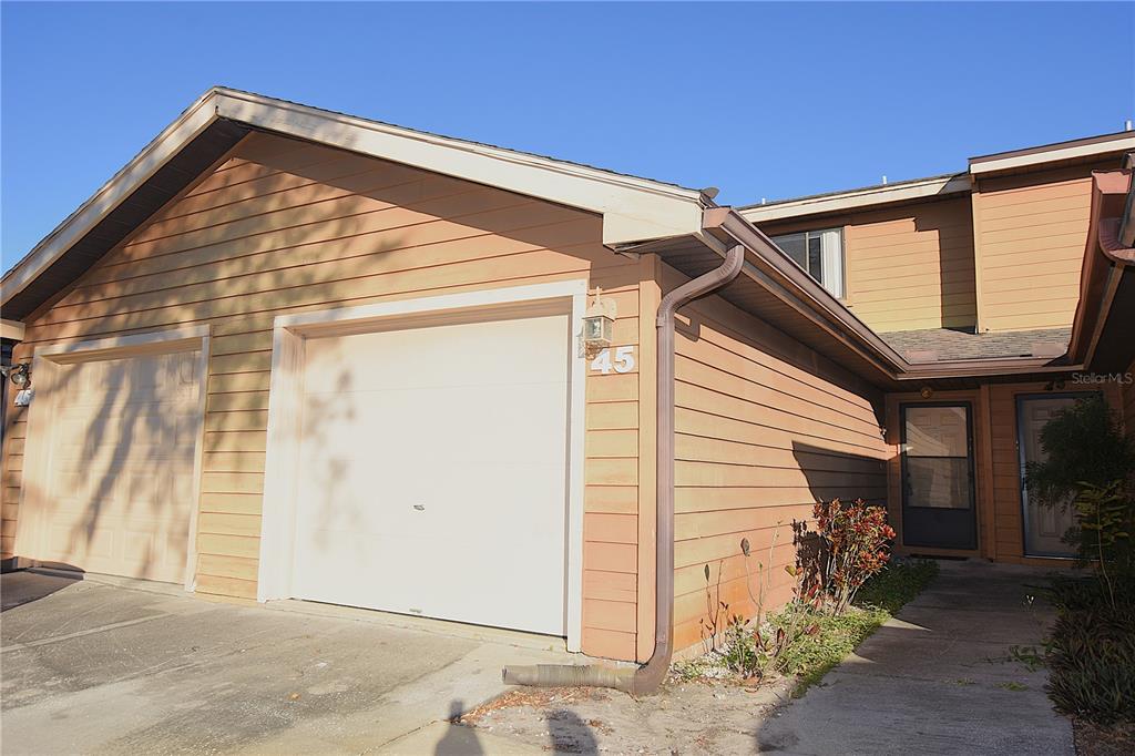 707 Carpenters Way, Unit 45 Lakeland, FL 33809 - Photo 2 of 20 a front view of a house