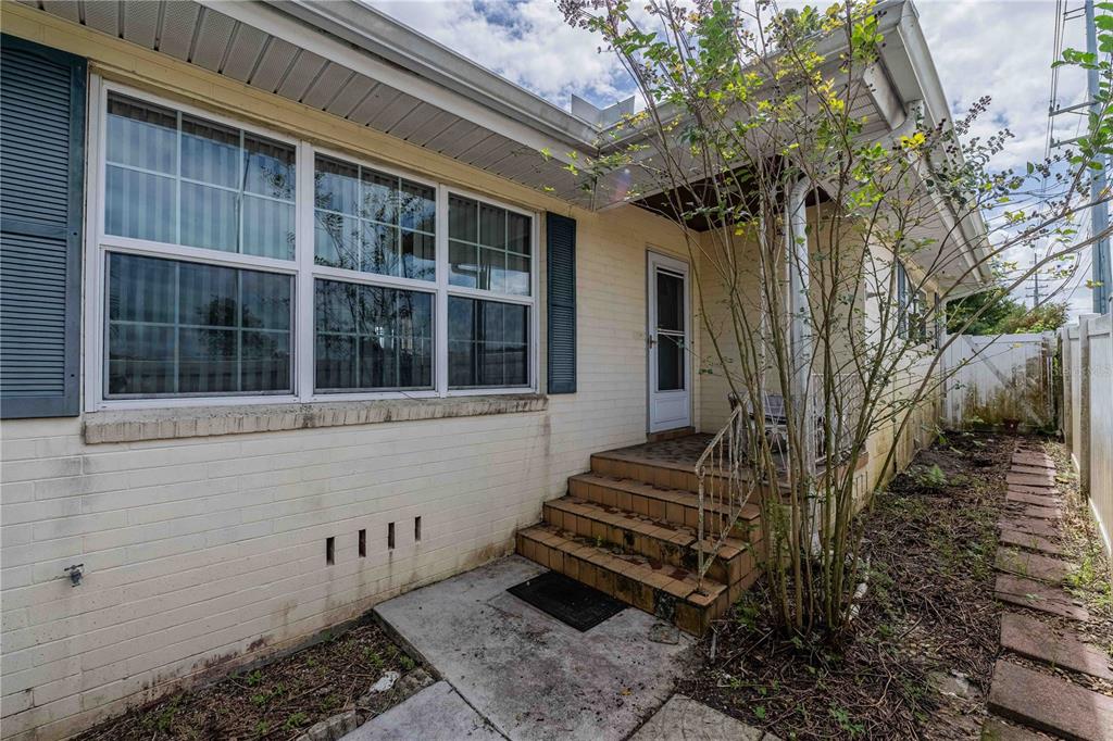 5110 Lakeland Highlands Road Lakeland, FL 33813 - Photo 40 of 40 a view of a house with a yard