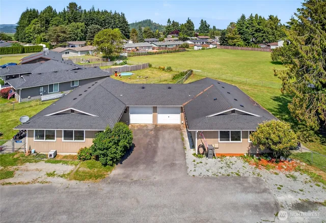 $635,000 | 11217 North Skagit Street, Burlington, WA 98233