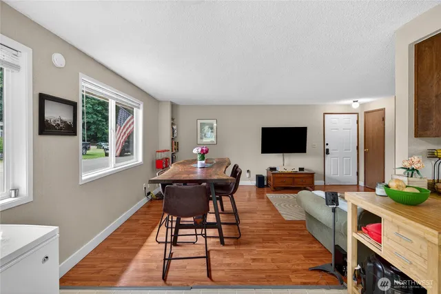 $635,000 | 11217 North Skagit Street, Burlington, WA 98233