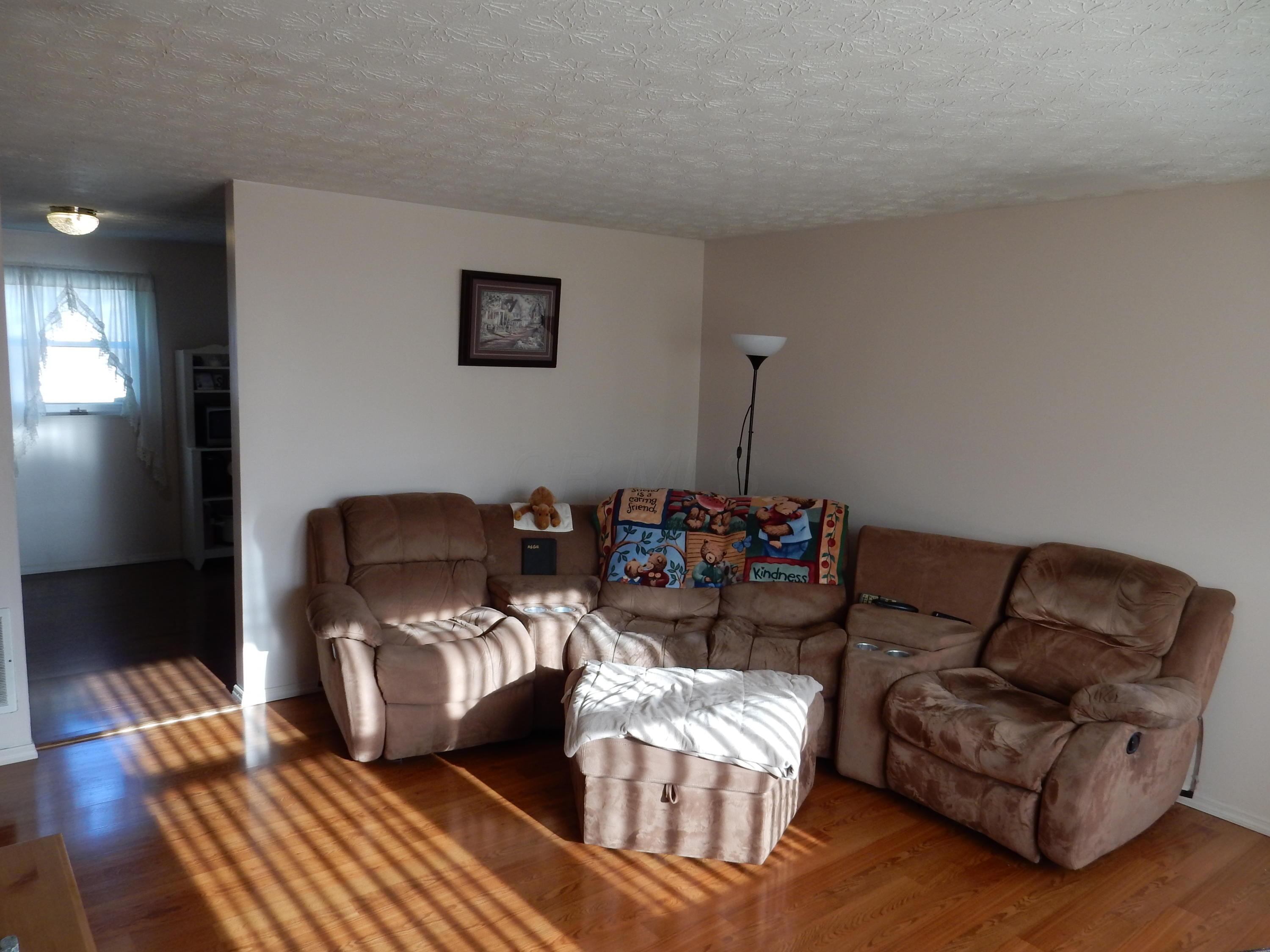 3020 Fleet Road Columbus, OH 43232 - Photo 2 of 18 Gallery Image 2