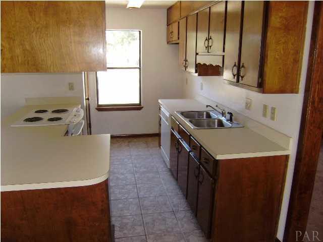 4288 Sea Port Road Pace, FL 32571 - Photo 5 of 11