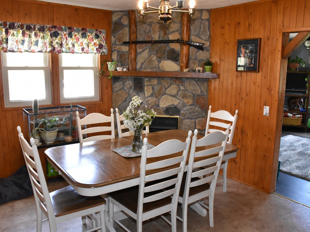 1960 Buxton Road Titusville, PA 16354 - Photo 12 of 28
