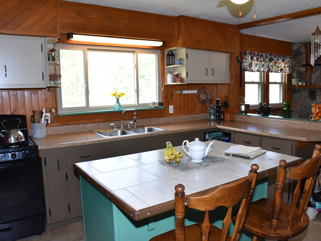 1960 Buxton Road Titusville, PA 16354 - Photo 15 of 28