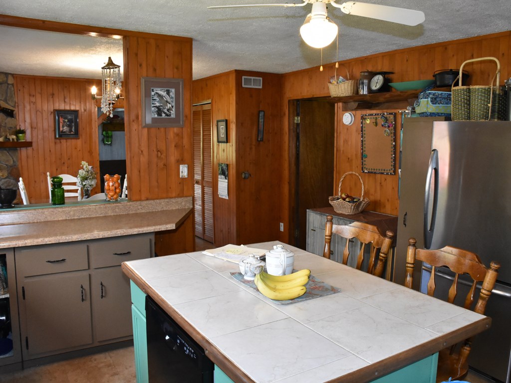 1960 Buxton Road Titusville, PA 16354 - Photo 16 of 28