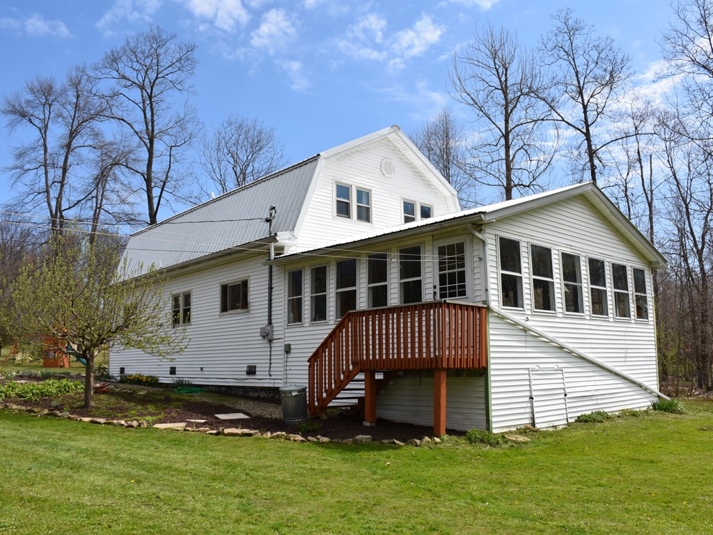 1960 Buxton Road Titusville, PA 16354 - Photo 5 of 28