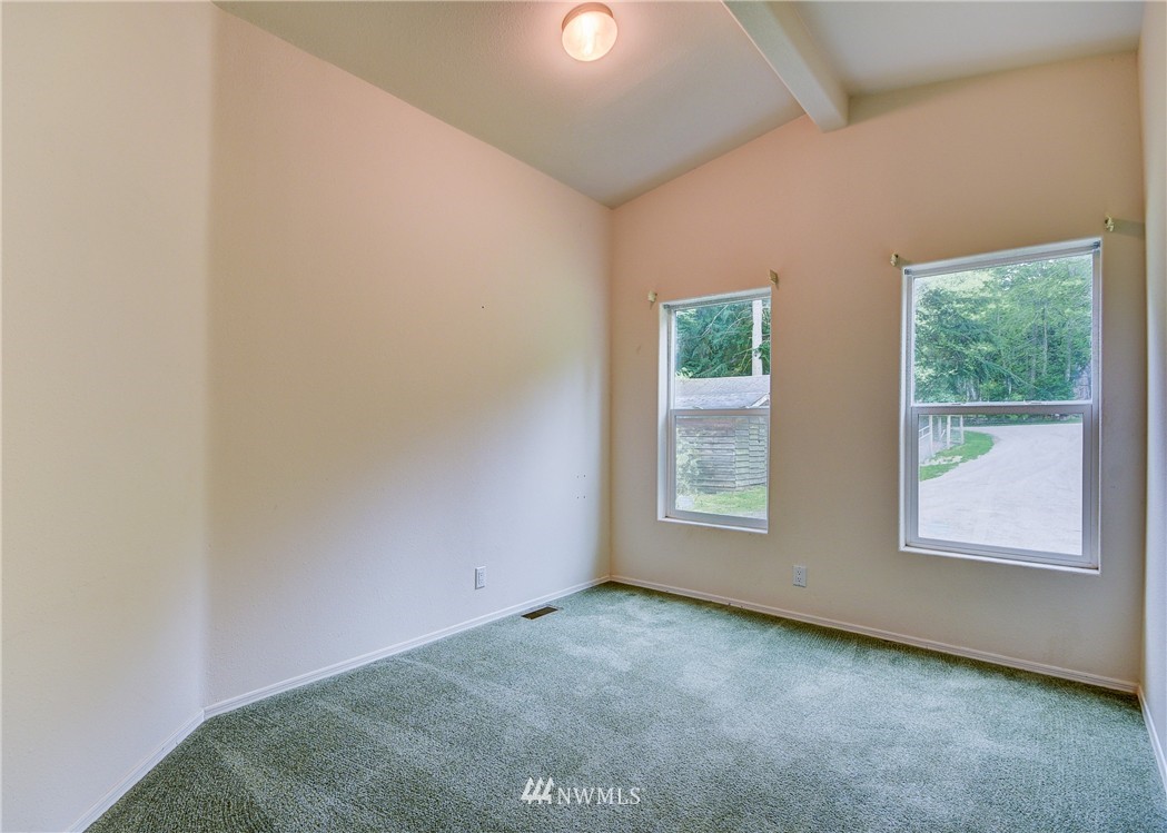 1254 Silver Lake Road Oak Harbor, WA 98277 - Photo 12 of 25 Gallery Image 12