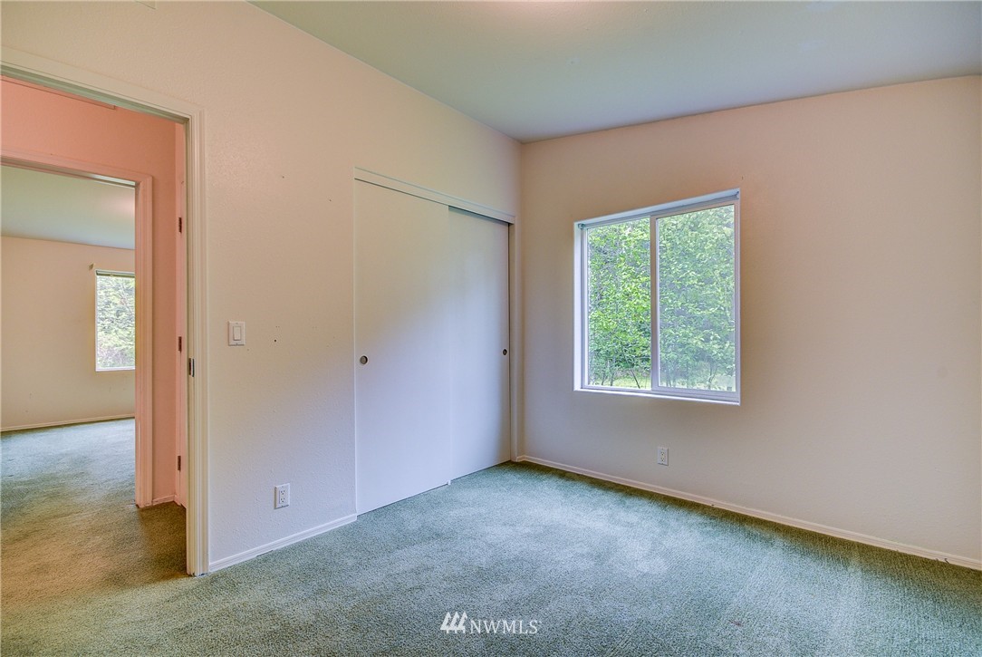 1254 Silver Lake Road Oak Harbor, WA 98277 - Photo 13 of 25 Gallery Image 13