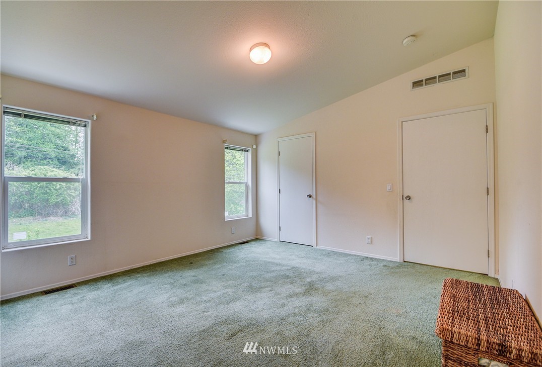 1254 Silver Lake Road Oak Harbor, WA 98277 - Photo 16 of 25 Gallery Image 16