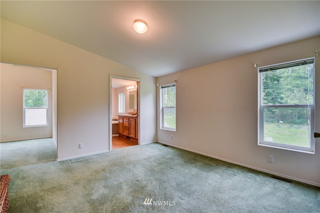 1254 Silver Lake Road Oak Harbor, WA 98277 - Photo 18 of 25 Gallery Image 18