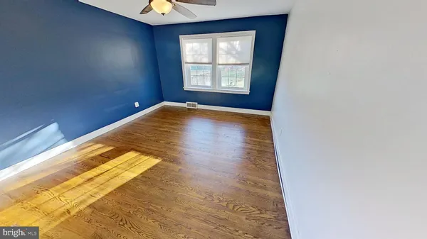 en empty room with window