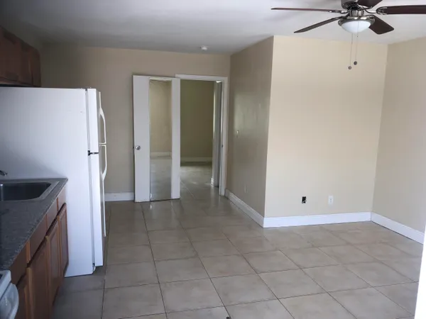 $1,400 | 2440 Jackson Street, Hollywood, FL 33020