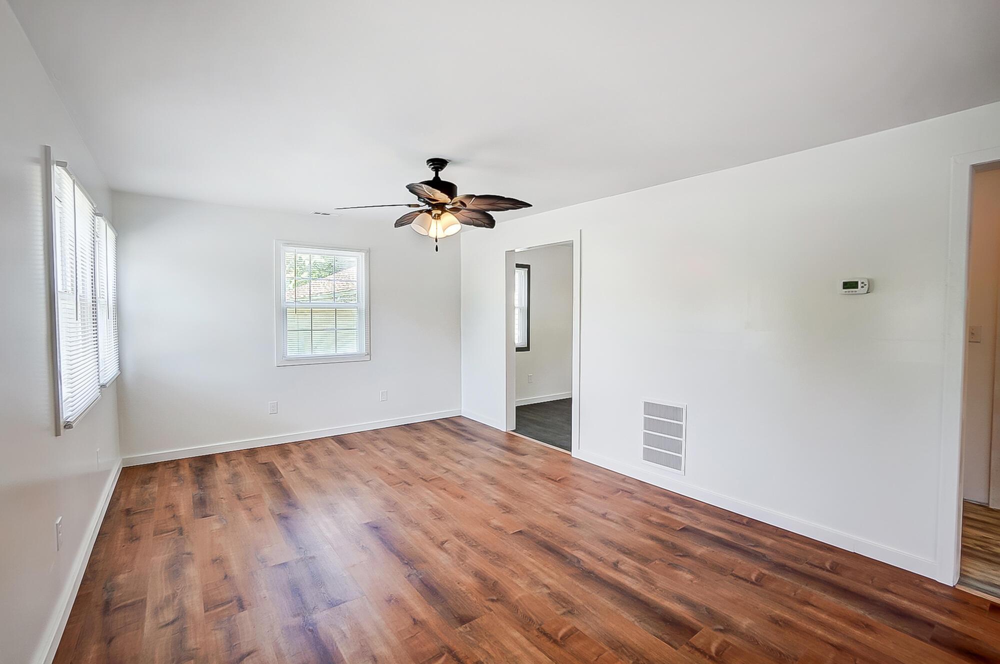 1704 East Street Springfield, OH 45505 - Photo 4 of 27