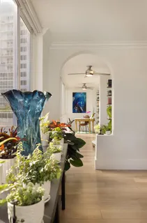 $850,000 | 5401 Collins Avenue, Unit 102, Miami Beach, FL 33140