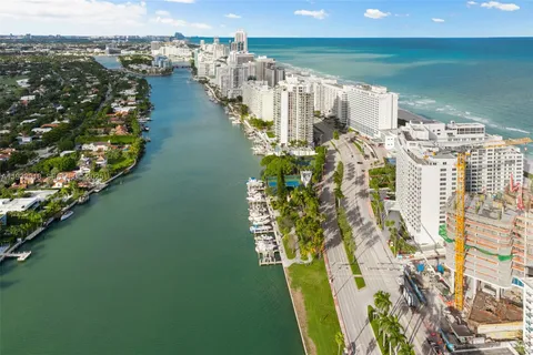 $850,000 | 5401 Collins Avenue, Unit 102, Miami Beach, FL 33140