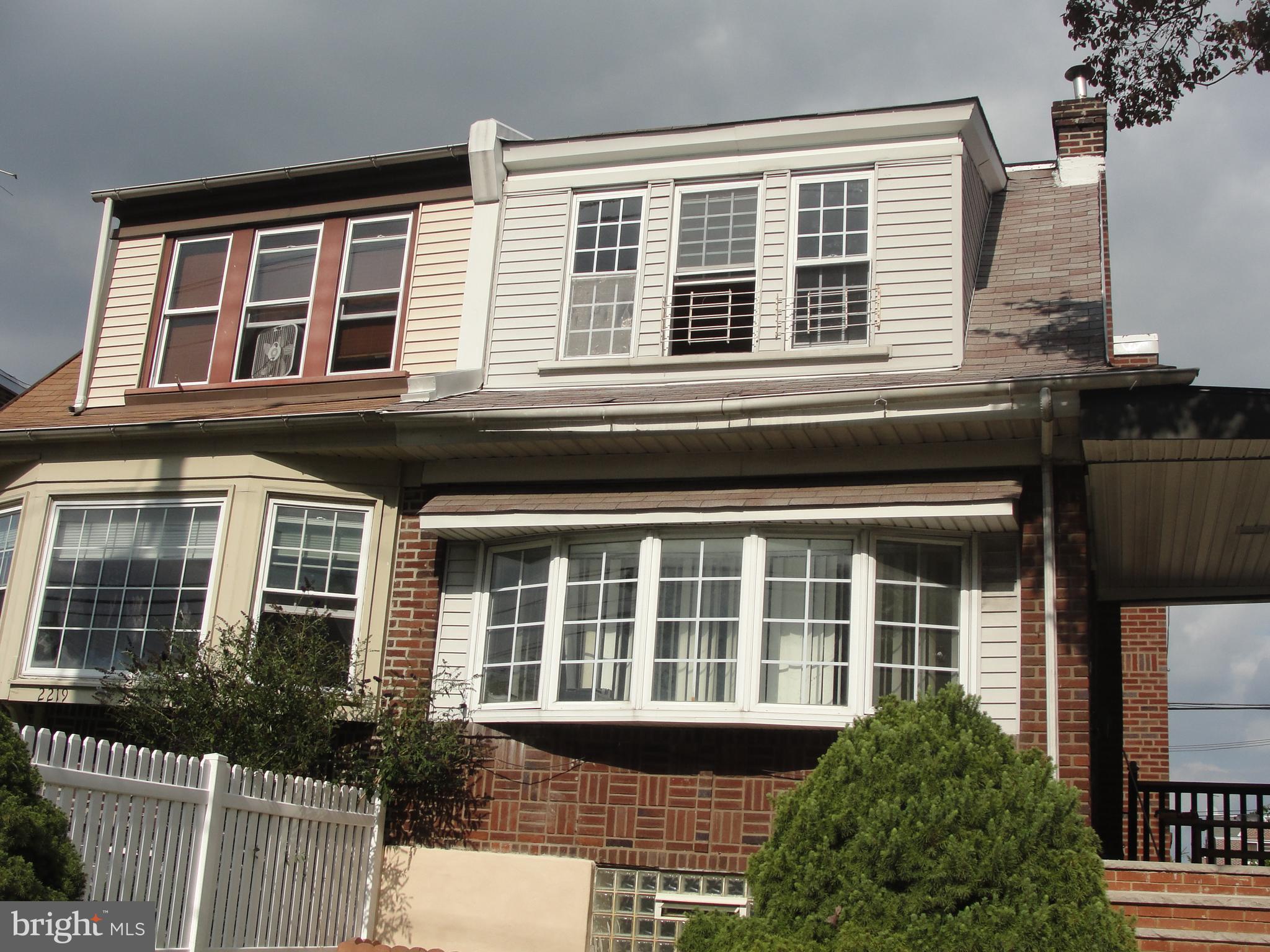 2221 Rhawn Street Philadelphia, PA 19152 - Photo 2 of 25 Gallery Image 2