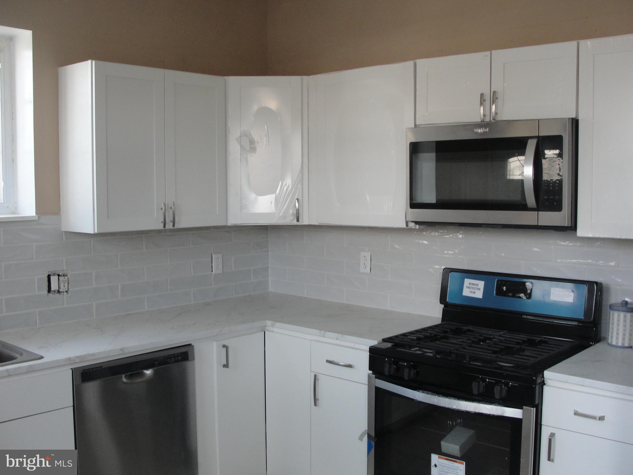 2221 Rhawn Street Philadelphia, PA 19152 - Photo 11 of 25 Gallery Image 11