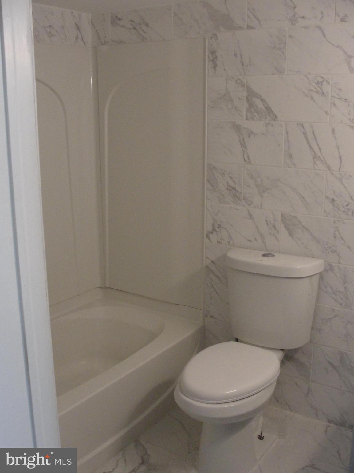 2221 Rhawn Street Philadelphia, PA 19152 - Photo 15 of 25 Gallery Image 15