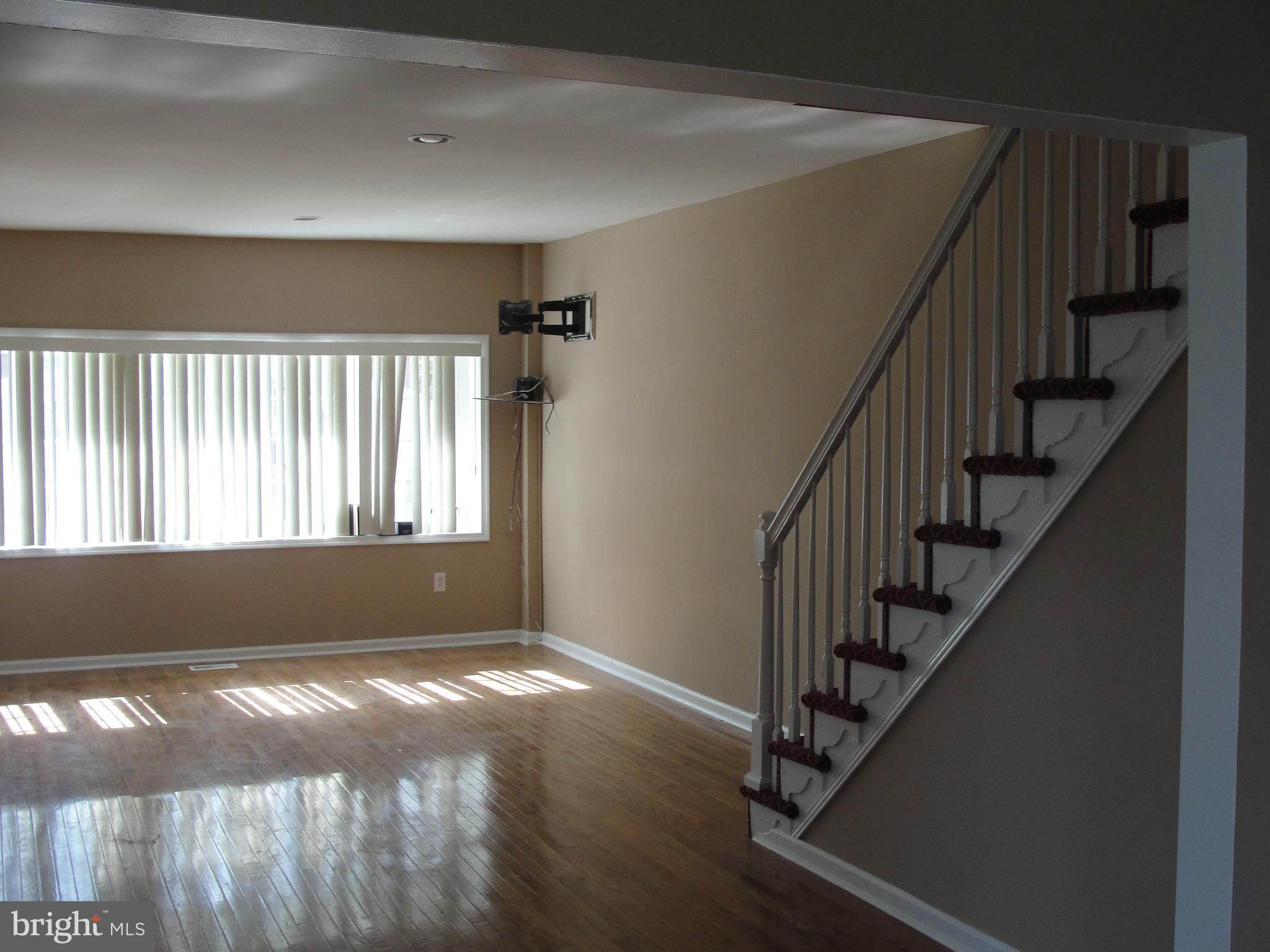 2221 Rhawn Street Philadelphia, PA 19152 - Photo 8 of 25 Gallery Image 8