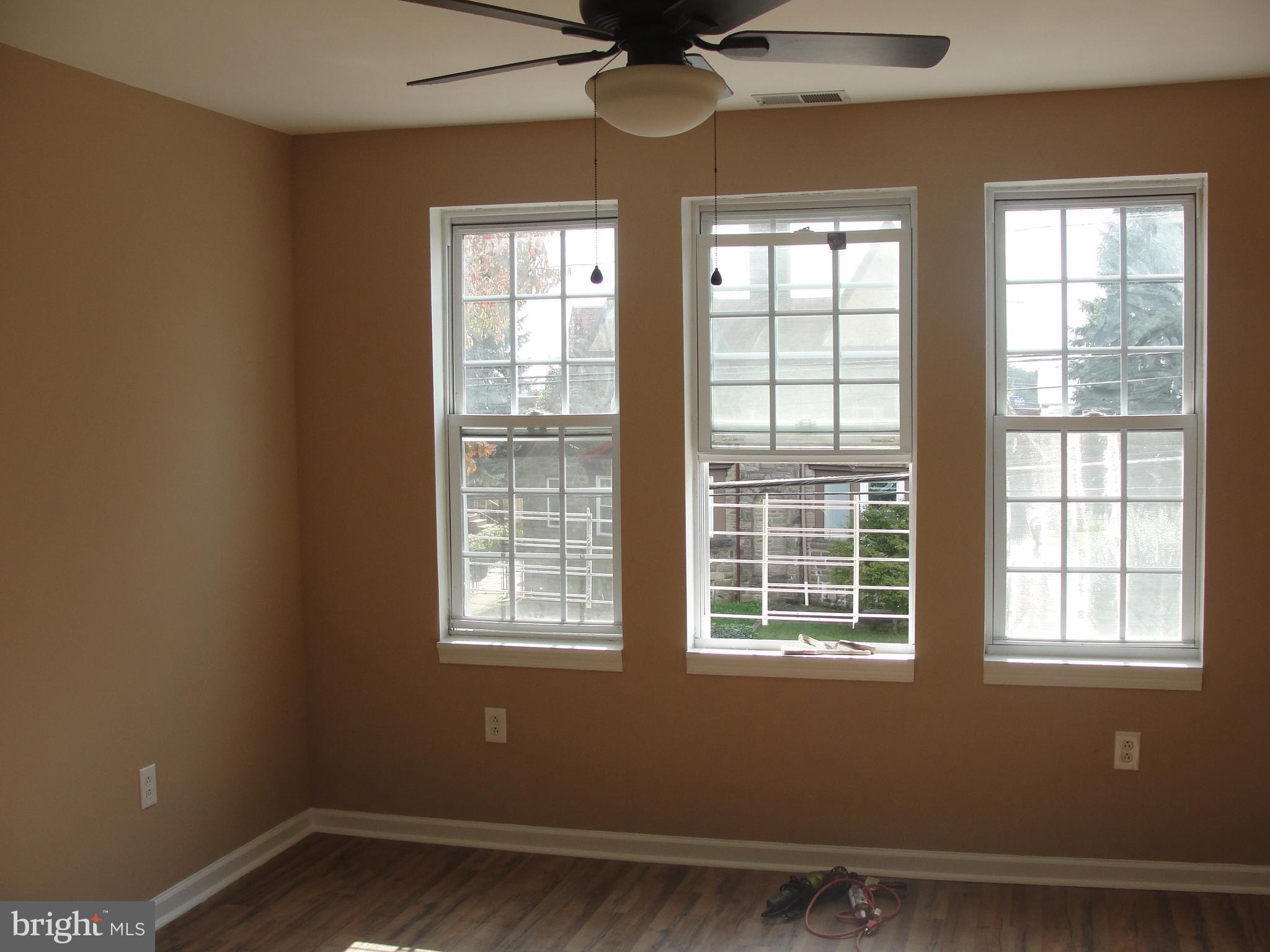 2221 Rhawn Street Philadelphia, PA 19152 - Photo 10 of 25 Gallery Image 10