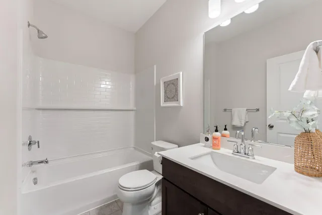 $569,900 | 2160 Ridgepointe Drive, Hastings, MN 55033