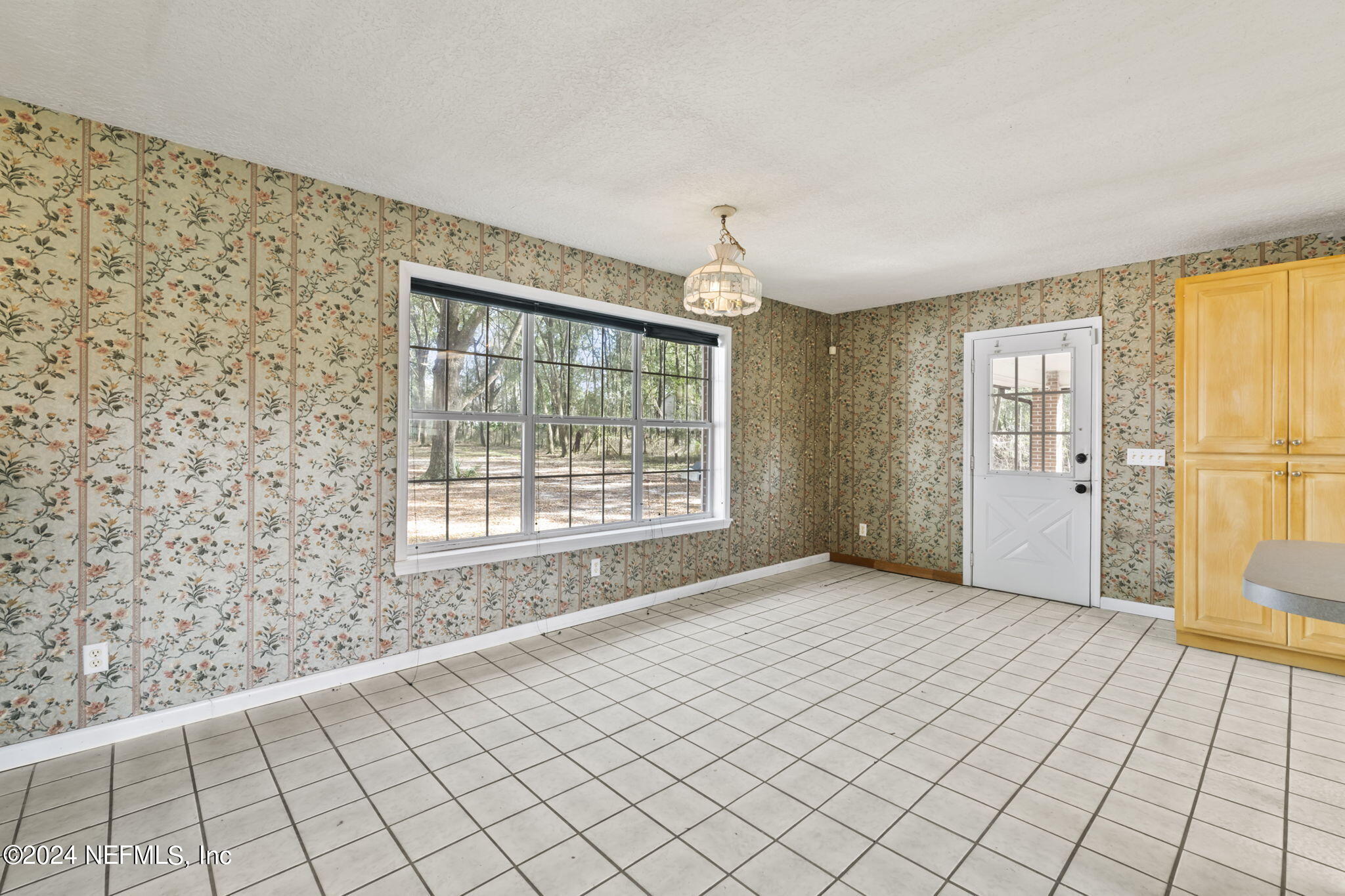 1356 Allie Murray Road Middleburg, FL 32068 - Photo 17 of 41 Dining Room