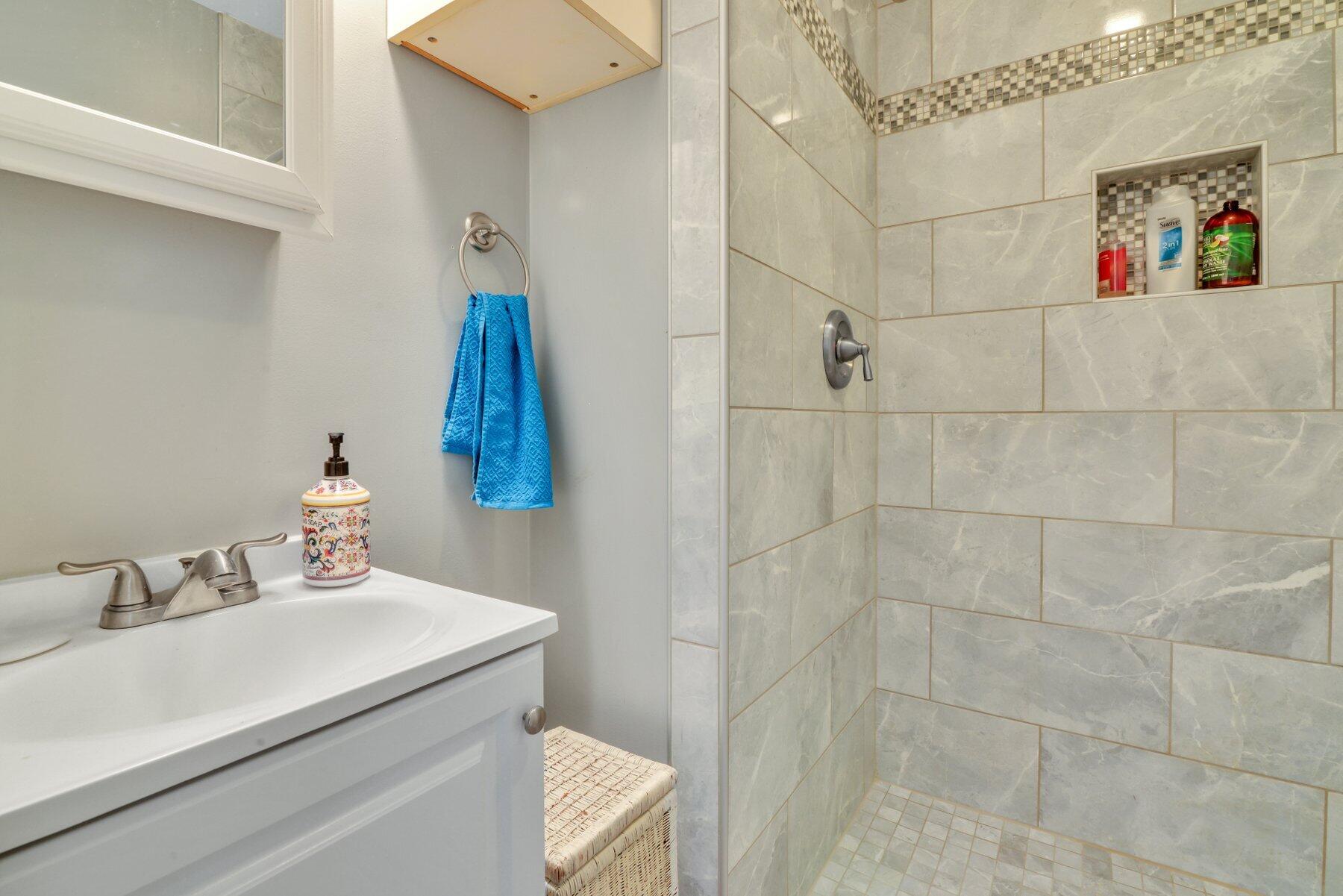 7353 Commodore Road Hollywood, SC 29449 - Photo 11 of 28 7353 Commodore Rd