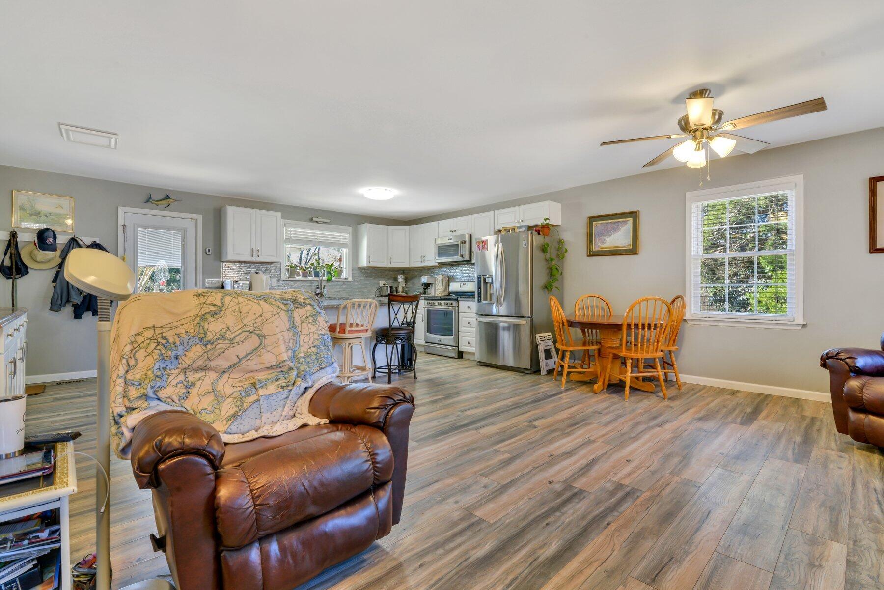 7353 Commodore Road Hollywood, SC 29449 - Photo 6 of 28 7353 Commodore Rd