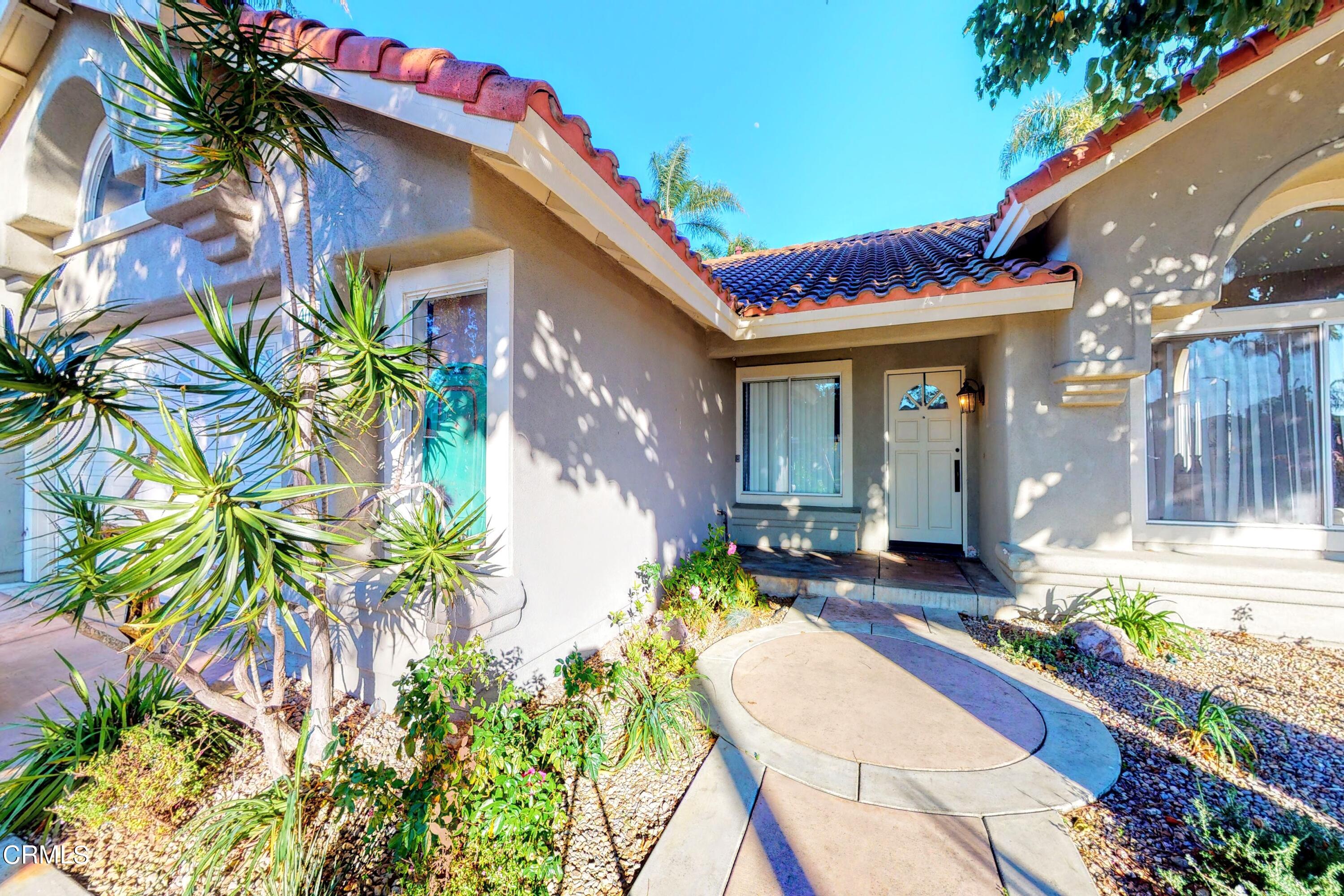 2400 Hillrose Place Oxnard, CA 93036 - Photo 12 of 13 a view of a chairs and table in the patio