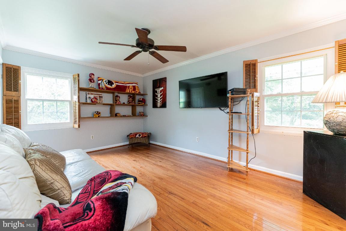 9201 Lawnview Lane Laurel, MD 20708 - Photo 24 of 49 Main Level Bedroom