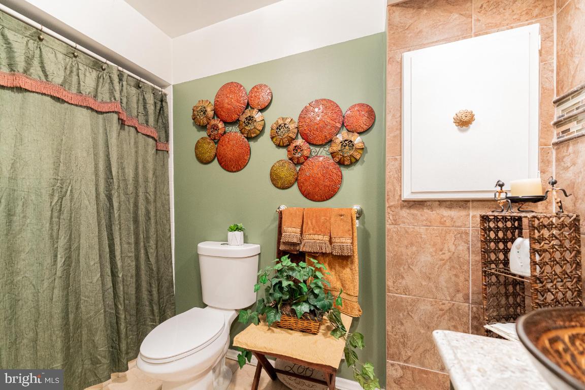 9201 Lawnview Lane Laurel, MD 20708 - Photo 26 of 49 Main Level, Remodeled Bath