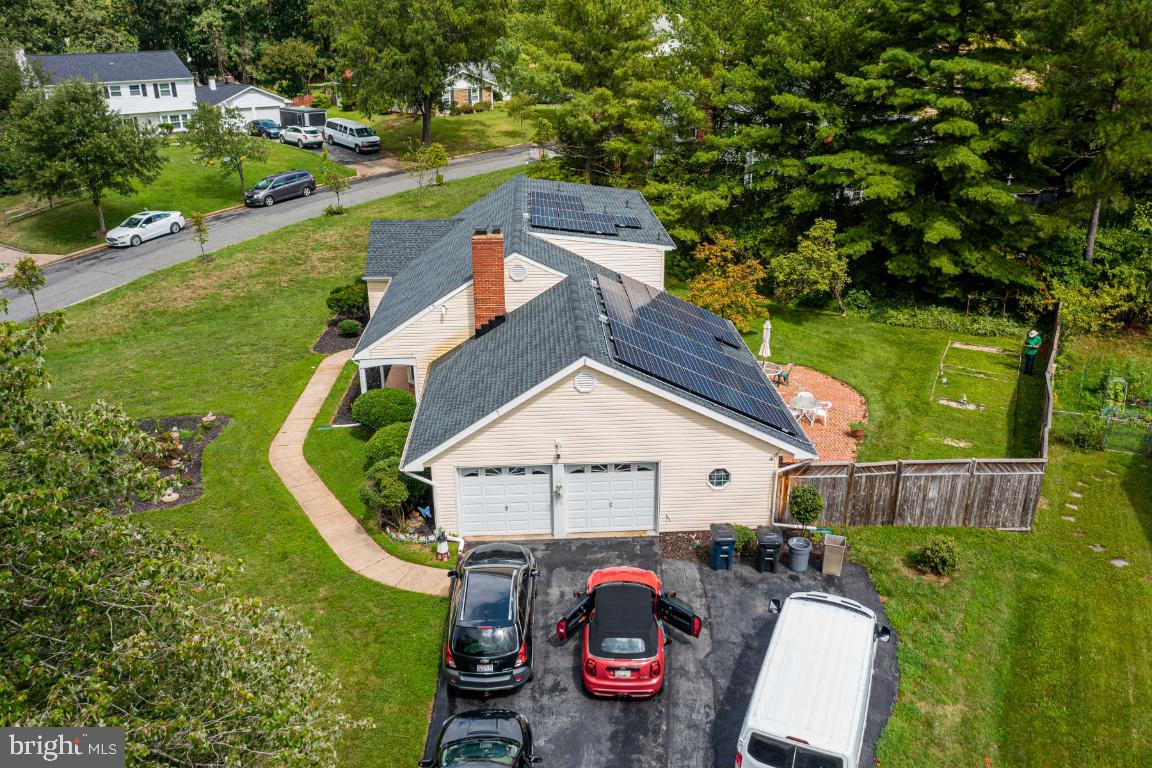 9201 Lawnview Lane Laurel, MD 20708 - Photo 41 of 49 Plenty of parking