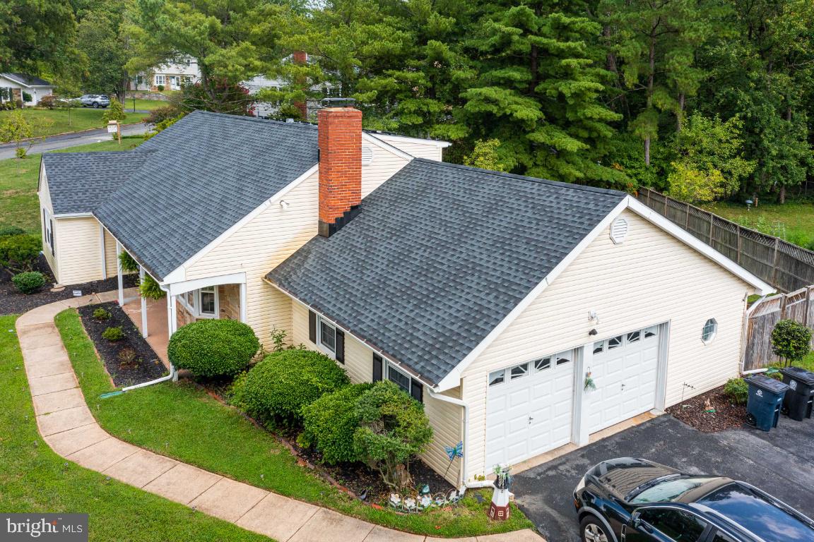 9201 Lawnview Lane Laurel, MD 20708 - Photo 42 of 49 2 car garage with extra storage