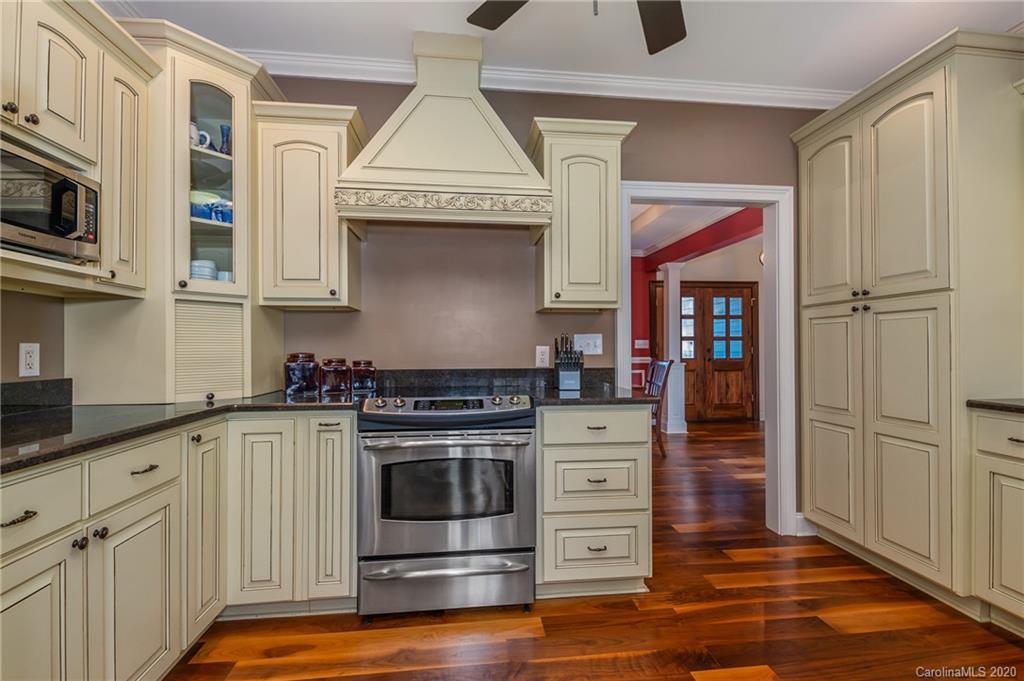 2079 Golf Course Road Columbus, NC 28722 - Photo 14 of 40