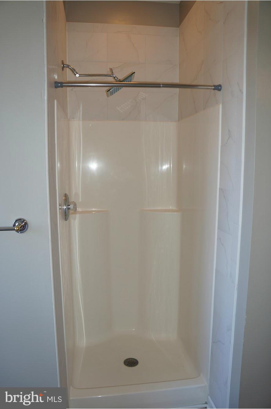 708 High Top Road Linden, VA 22642 - Photo 22 of 29 Bath (Master)