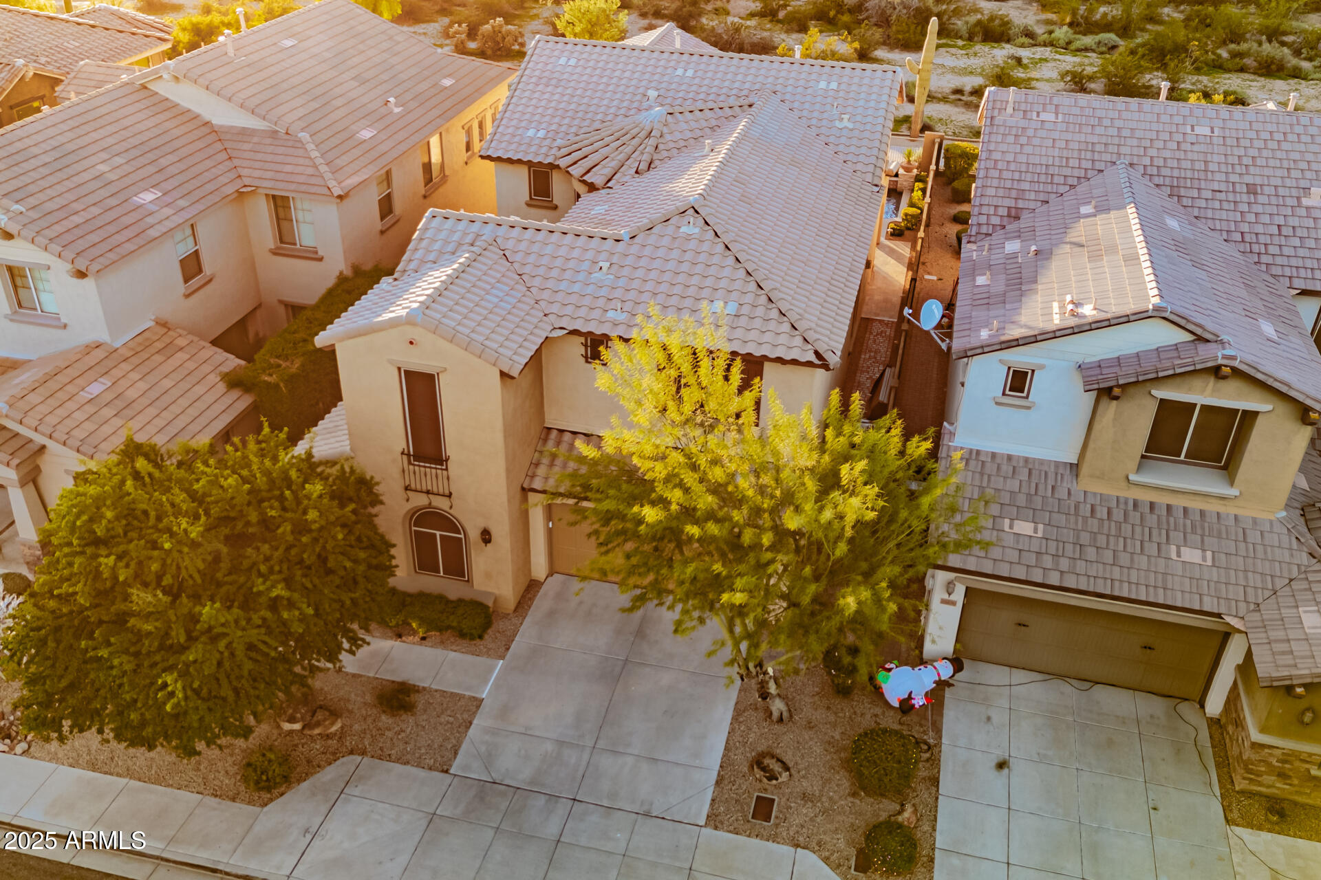 21626 North 38th Way Phoenix, AZ 85050 - Photo 72 of 72 front view of a house