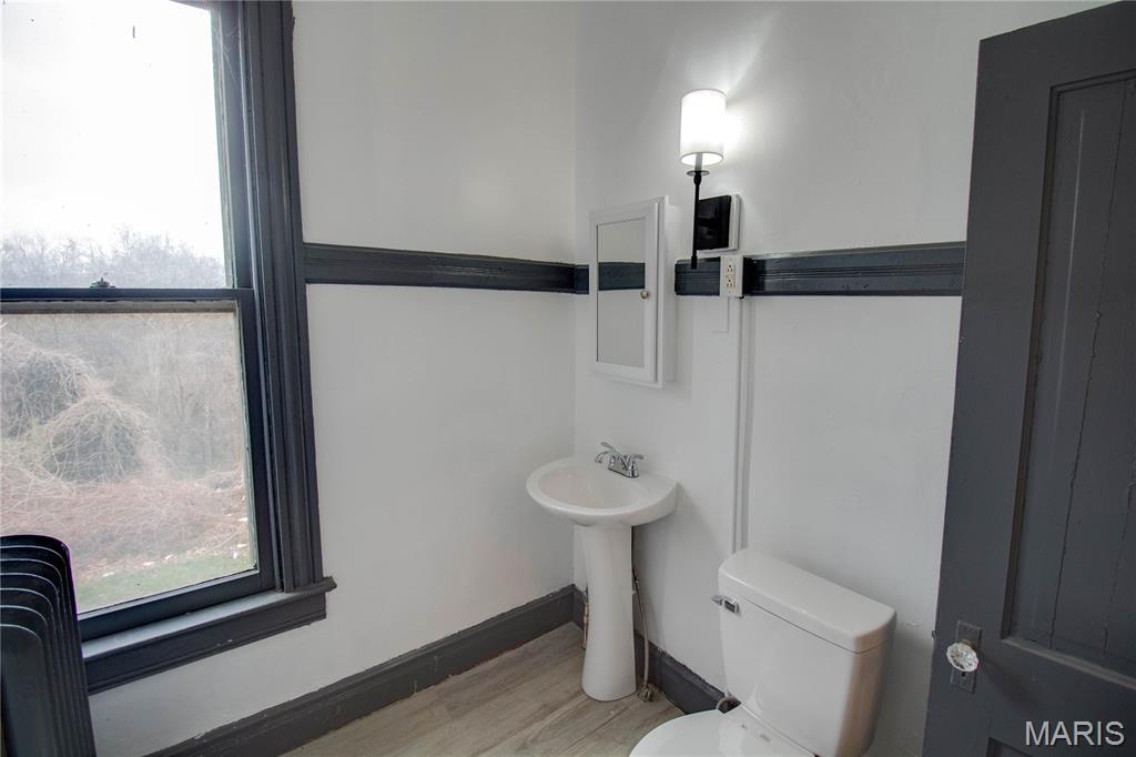 1217 West 9th Street Alton, IL 62002 - Photo 25 of 34