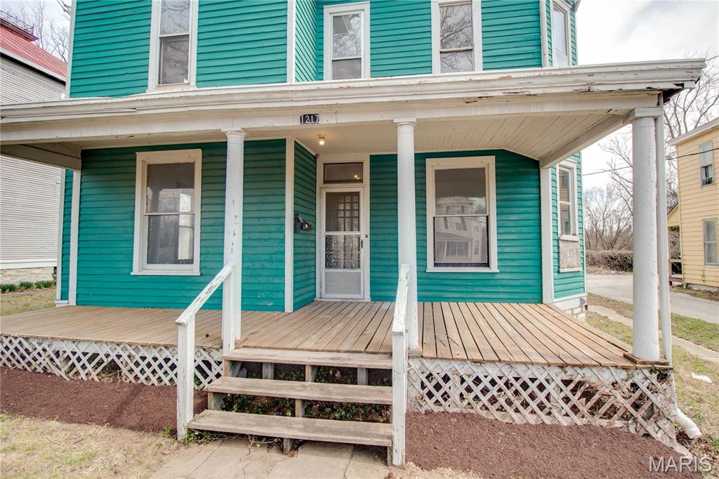 1217 West 9th Street Alton, IL 62002 - Photo 4 of 34