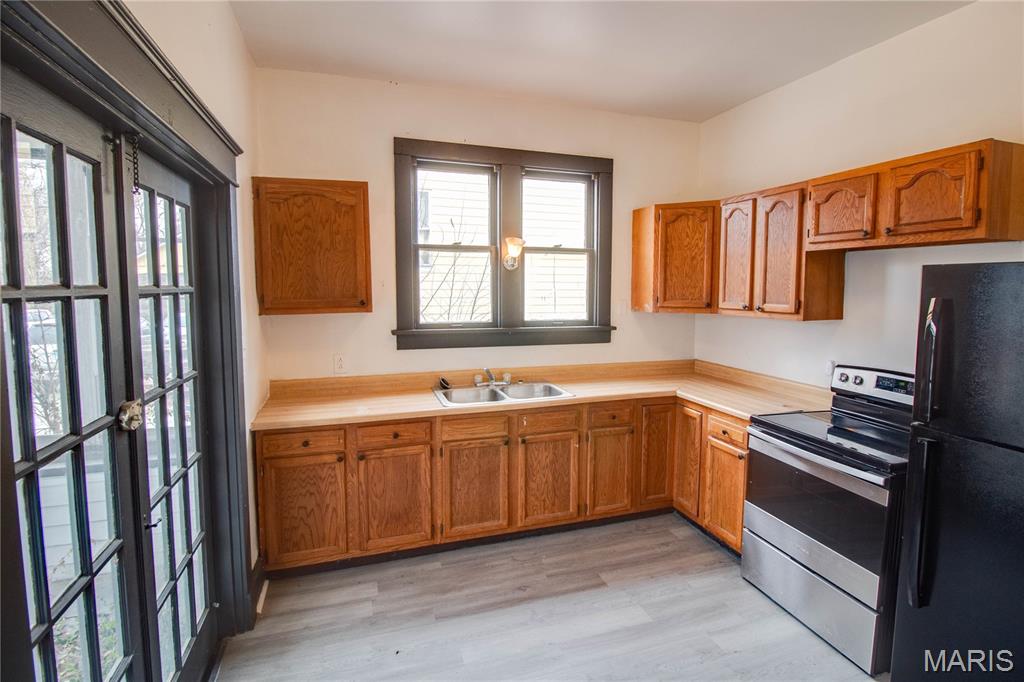 1217 West 9th Street Alton, IL 62002 - Photo 9 of 34