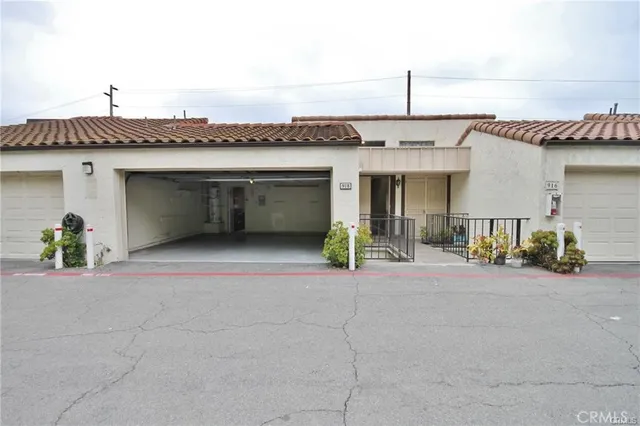 a view of a storage & utility room