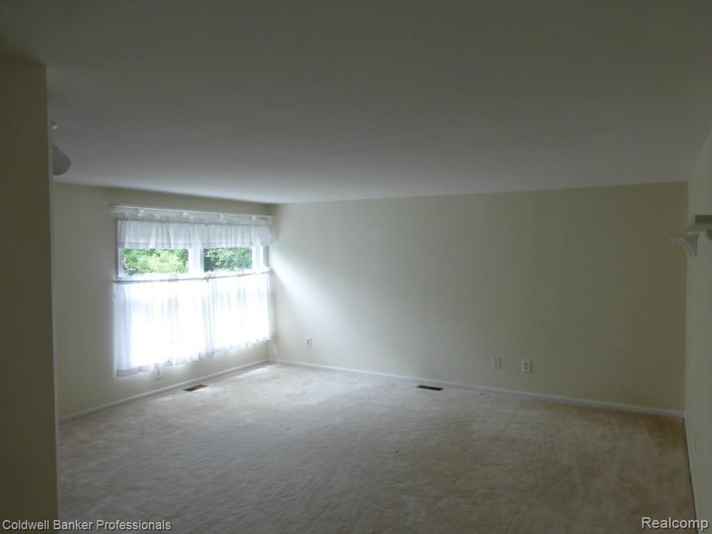 11350 Clark Road Davisburg, MI 48350 - Photo 26 of 46 bedroom 2.jpg