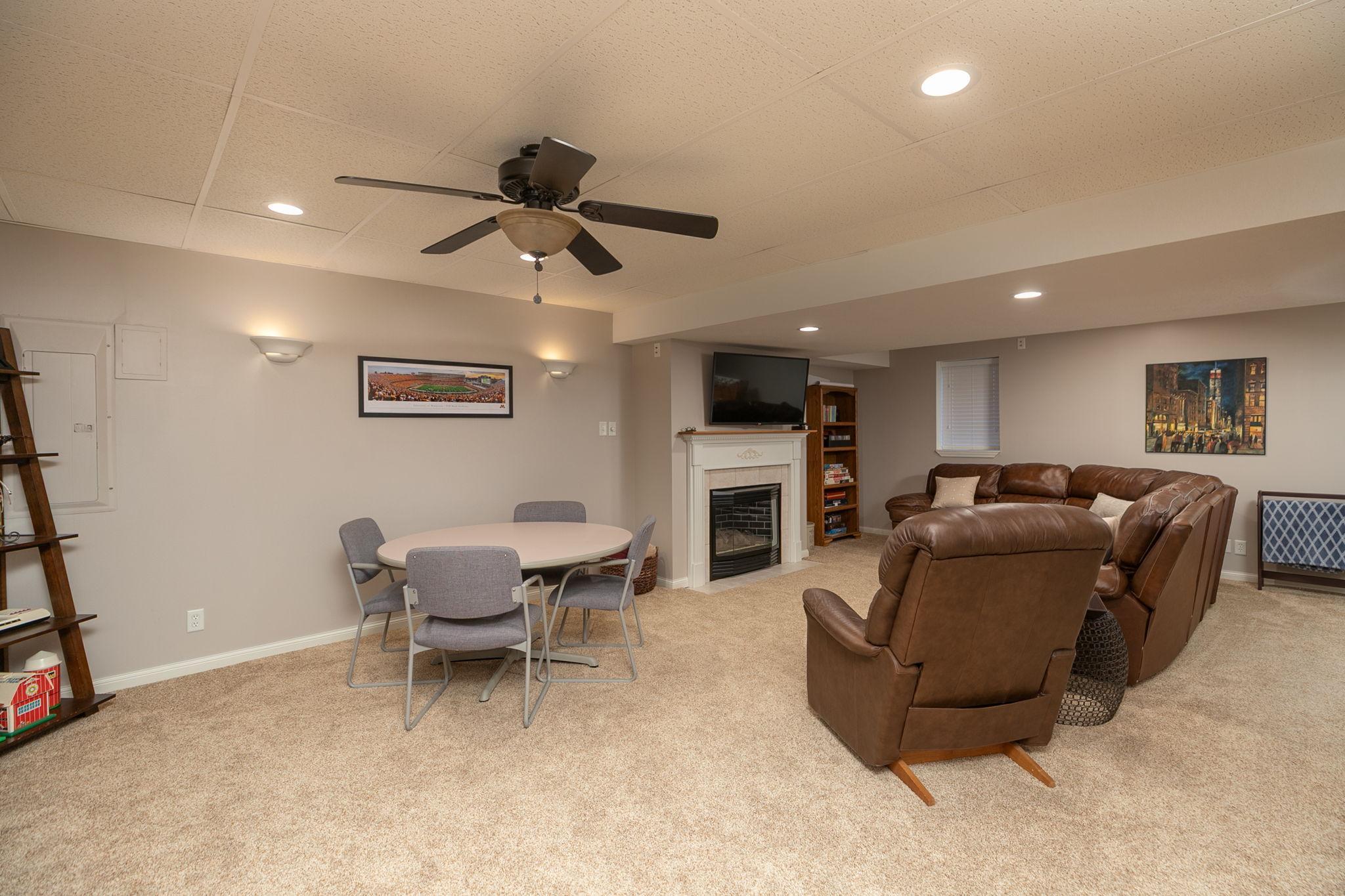 5133 Palmer Place Northwest Rochester, MN 55901 - Photo 36 of 52